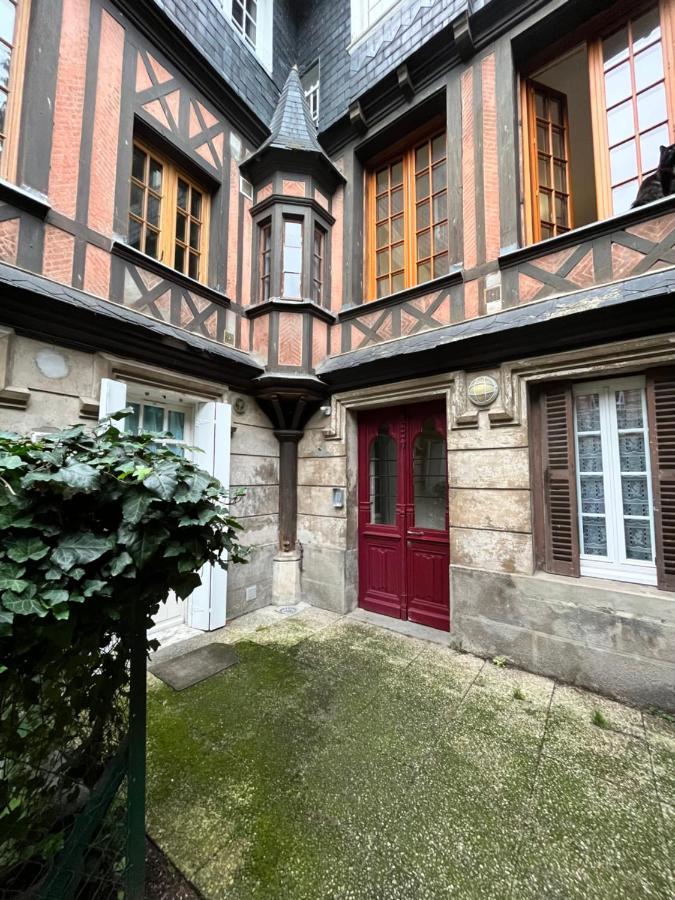 Le Pons Episcopi Apartment Pont-Évêque Exterior foto